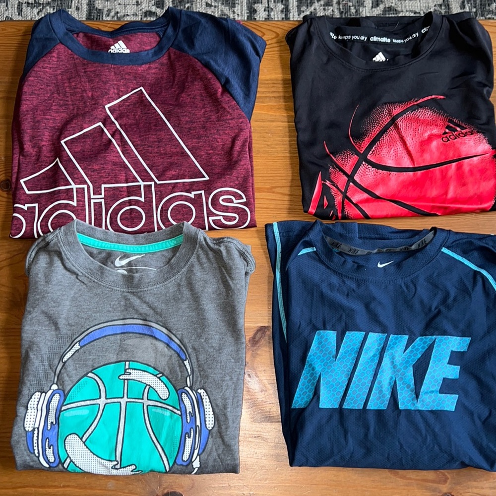 Lot of 4  boys Nike & Adidas shirts.